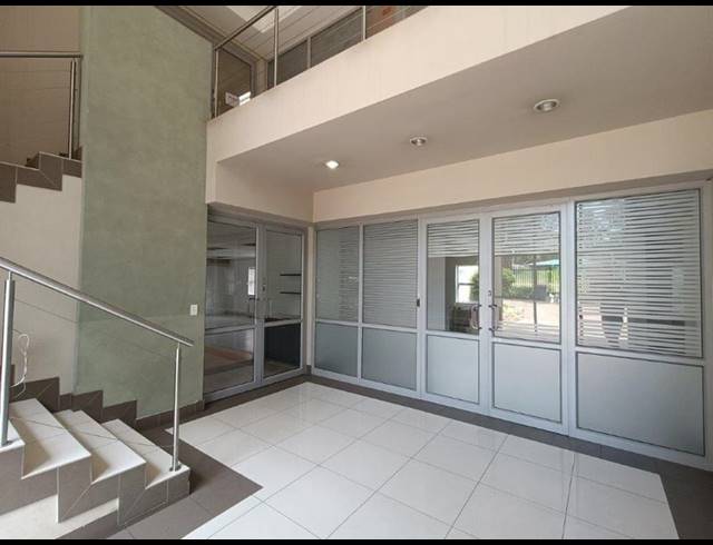 BUSINESS PROPERTY TO RENT IN FOURWAYS